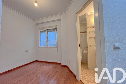 Lägenhet till salu i Alicante, Spanien 3 sovrum, 93 kvm. Nr. 152303 - foto 10