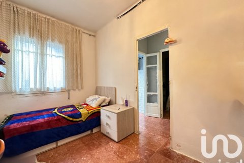 Radhus till salu i Mataro, Barcelona, Spanien 5 sovrum, 159 kvm. Nr. 152957 - foto 30