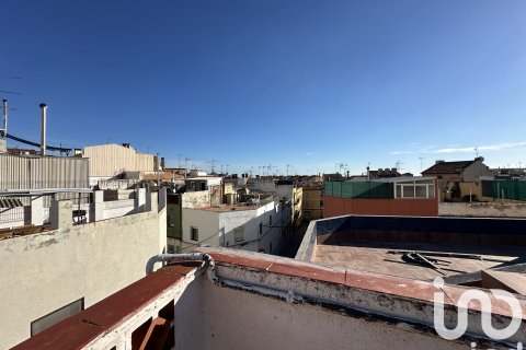 Radhus till salu i Mataro, Barcelona, Spanien 5 sovrum, 159 kvm. Nr. 152957 - foto 4