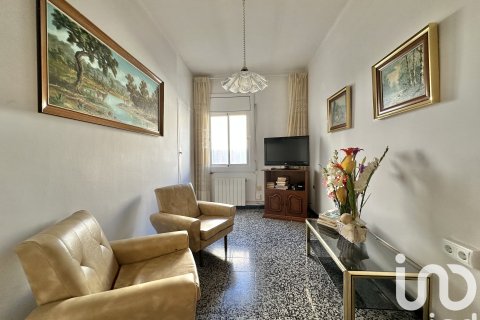 Radhus till salu i Mataro, Barcelona, Spanien 5 sovrum, 159 kvm. Nr. 152957 - foto 19