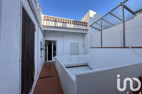 Radhus till salu i Mataro, Barcelona, Spanien 5 sovrum, 159 kvm. Nr. 152957 - foto 11