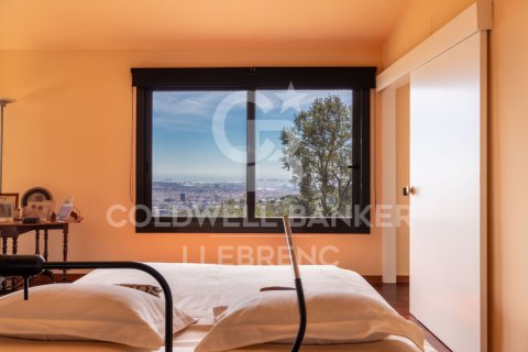 House for sale in Barcelona, Spain 4 bedrooms, 439 sq.m. No. 160182 - photo 18