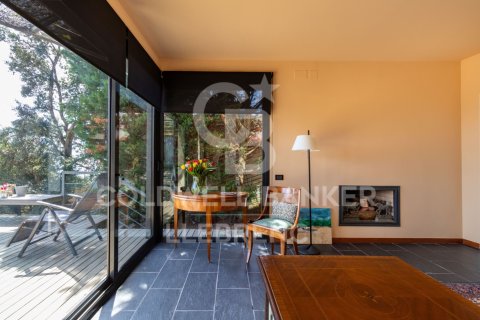 House for sale in Barcelona, Spain 4 bedrooms, 439 sq.m. No. 160182 - photo 12