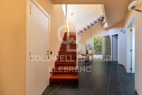 House for sale in Barcelona, Spain 4 bedrooms, 439 sq.m. No. 160182 - photo 28