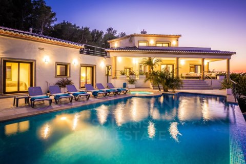 House for sale in Javea, Alicante, Spain 4 bedrooms, 413 sq.m. No. 160179 - photo 2