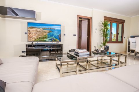 House for sale in Javea, Alicante, Spain 4 bedrooms, 413 sq.m. No. 160179 - photo 24