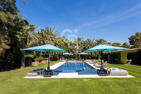 House for sale in Sitges, Barcelona, Spain 8 bedrooms, 1200 sq.m. No. 160184 - photo 22