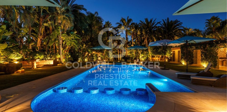 House in Sitges, Barcelona, Spain 8 bedrooms, 1200 sq.m. No. 160184