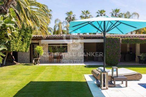 House for sale in Sitges, Barcelona, Spain 8 bedrooms, 1200 sq.m. No. 160184 - photo 18