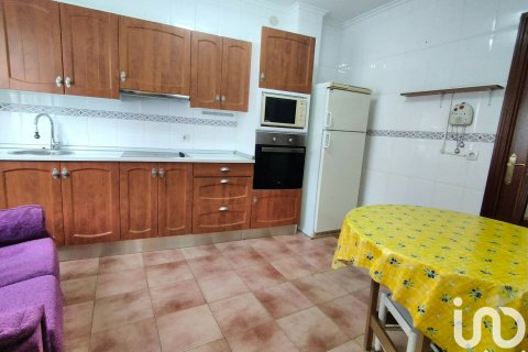Casa in vendita a Trobajo del Camino, Leon, Spagna 4 camere da letto, 171 mq. N° 186175 - foto 22