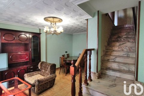 Casa in vendita a Trobajo del Camino, Leon, Spagna 4 camere da letto, 171 mq. N° 186175 - foto 7