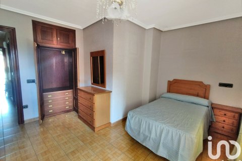 Casa in vendita a Trobajo del Camino, Leon, Spagna 4 camere da letto, 171 mq. N° 186175 - foto 17