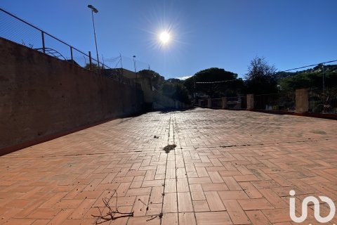 Land plot à vendre à Argentona, Barcelona, Espagne, 880 m2 No. 186172 - photo 3