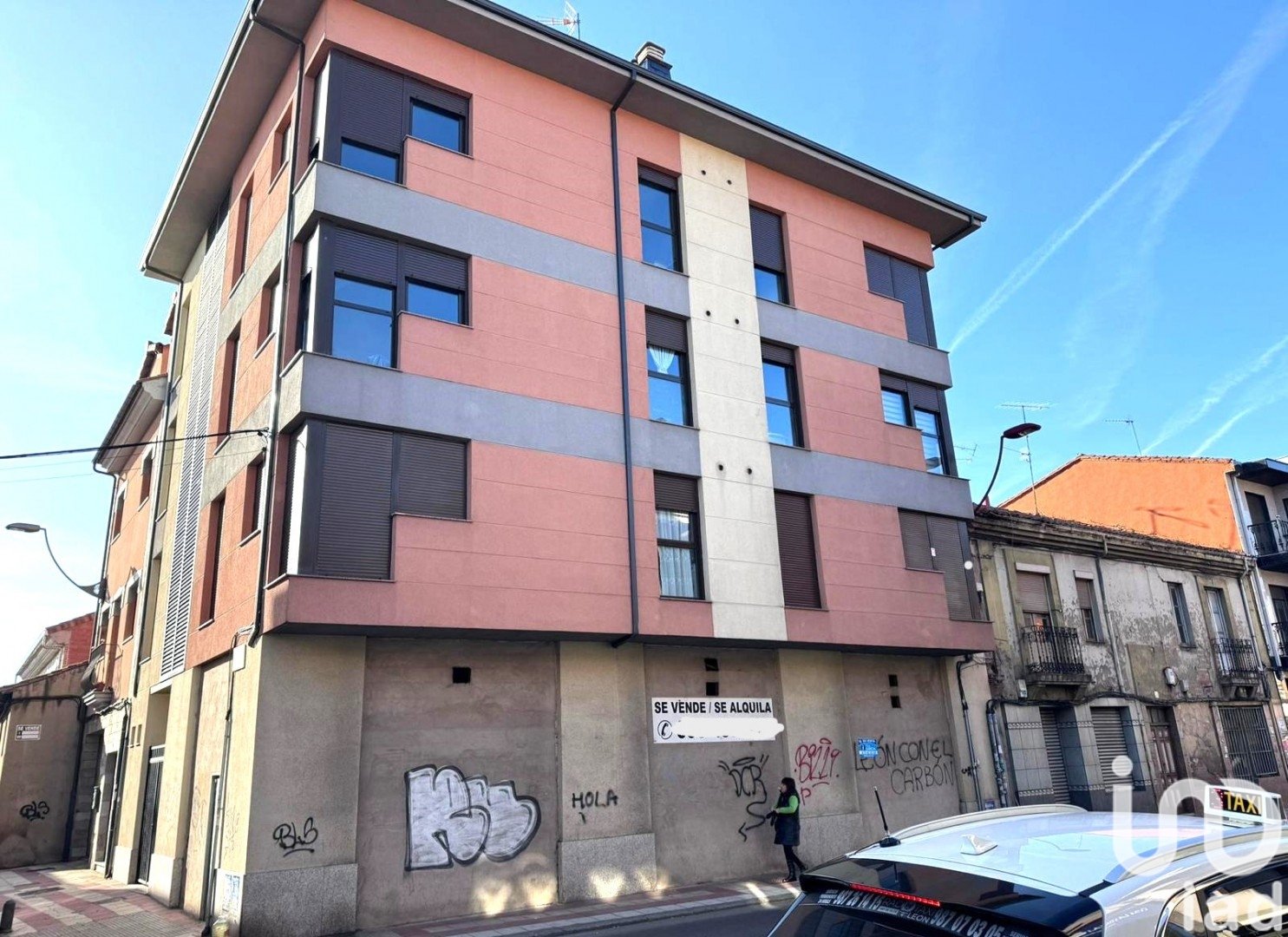 Propiedad comercial en Trobajo del Camino, León, España 174 m2 No. 186170