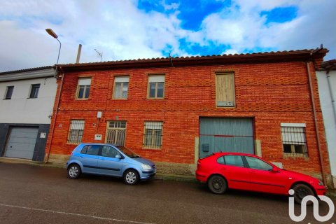 House in Leon, Spanien 6 Schlafzimmer, 354 m2 Nr. 186174