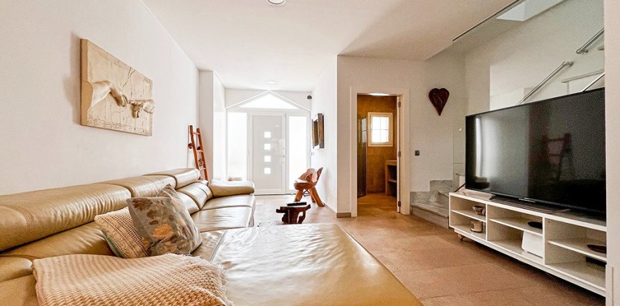 Dvīņu māja Mallorca, Spānijā 3 istabas, 147 m2 Nr. 143529