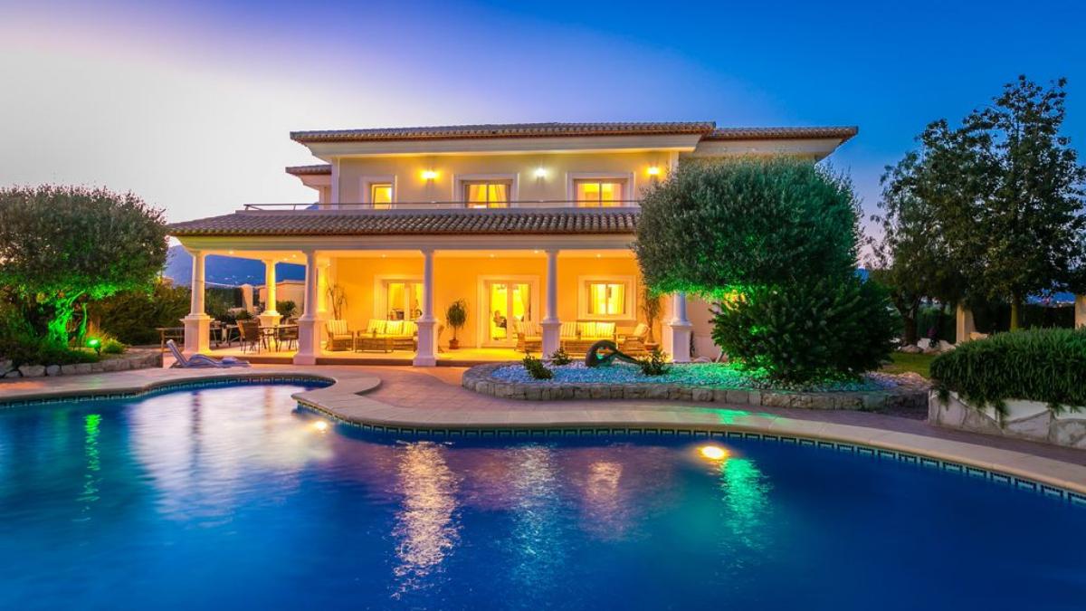 Villa in Javea, Alicante, Spain 6 bedrooms, 449 sq.m. No. 148988