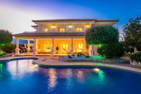 Villa for sale in Javea, Alicante, Spain 6 bedrooms, 449 sq.m. No. 148988 - photo 3