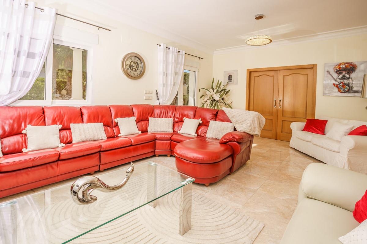 Villa in Javea, Alicante, Spain 6 bedrooms, 449 sq.m. No. 148988