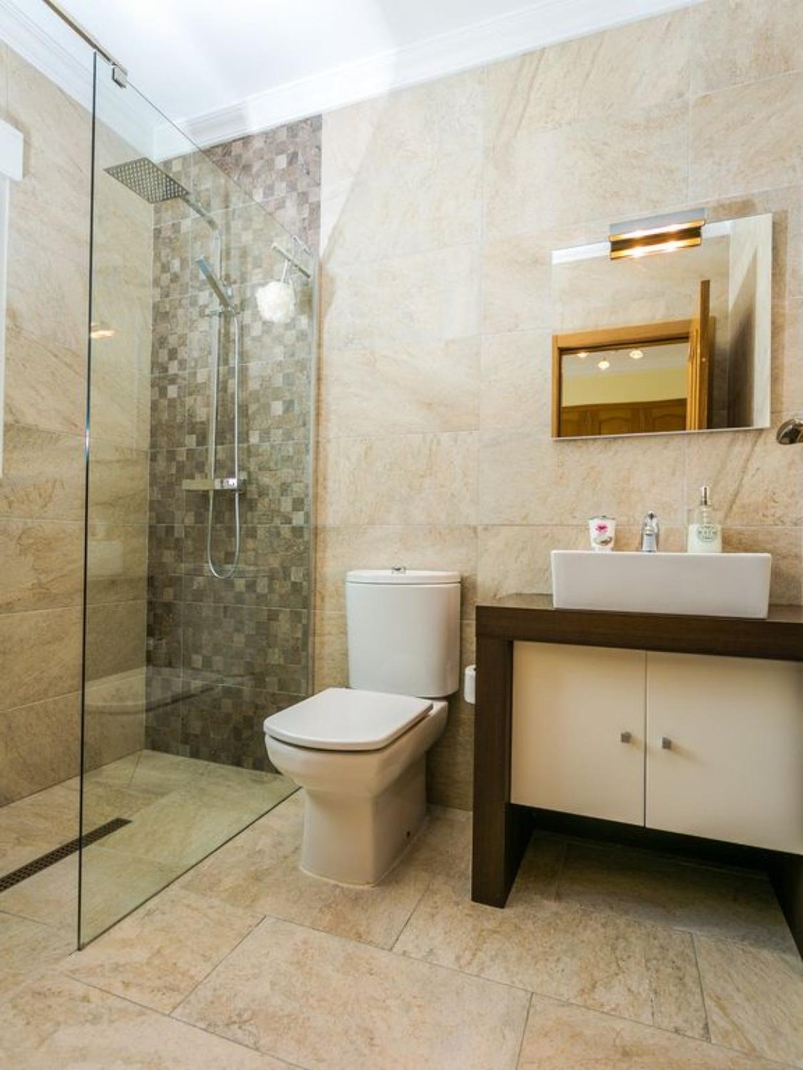 Villa in Javea, Alicante, Spain 6 bedrooms, 449 sq.m. No. 148988