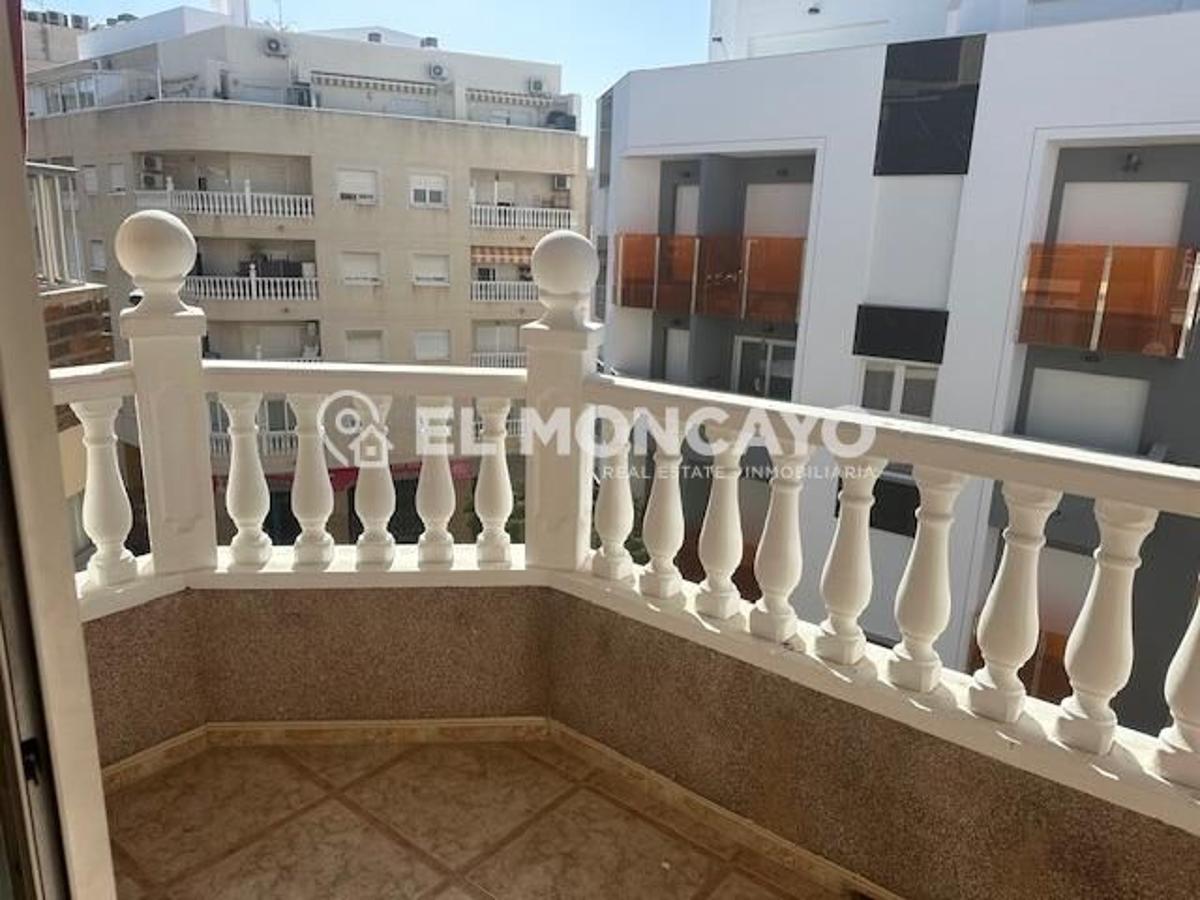 Huoneisto Torrevieja, Alicante, Espanja 3 makuuhuonetta, 128 m2 No. 148985