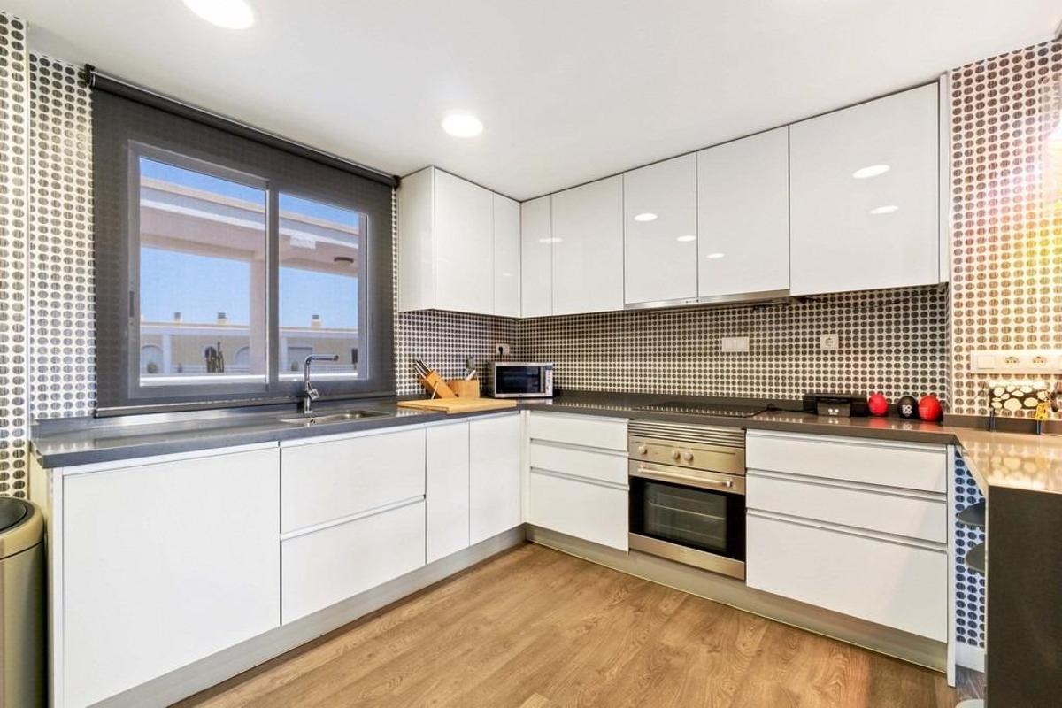 Apartment à Alicante, Espagne 3 chambres, 100 m2 No. 148991