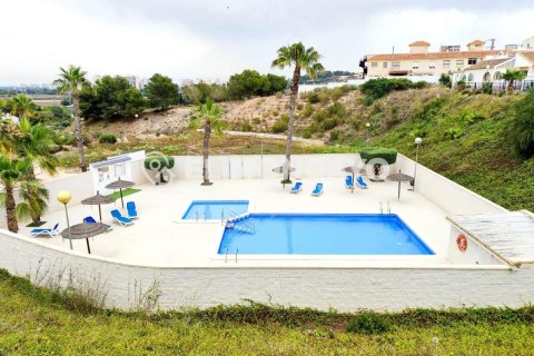 House à vendre à Guardamar del Segura, Alicante, Espagne, 3 chambres, 71 m2 No. 148987 - photo 2