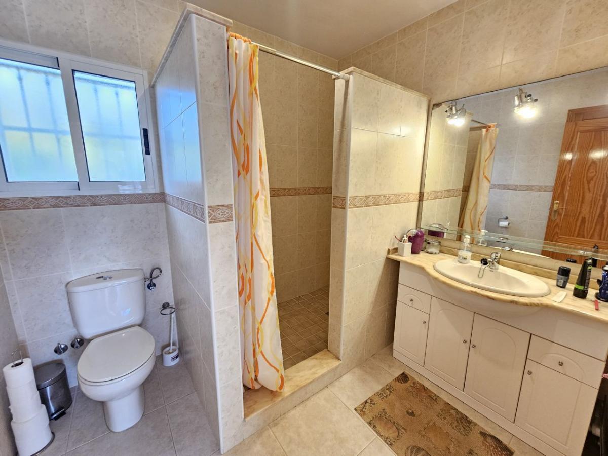 Villa in Benijofar, Alicante, Spain 4 bedrooms, 175 sq.m. No. 148989