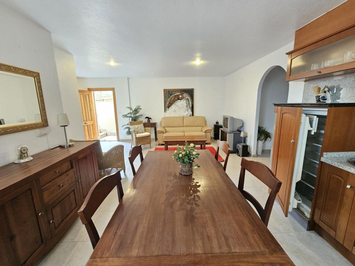 Villa in Benijofar, Alicante, Spain 4 bedrooms, 175 sq.m. No. 148989
