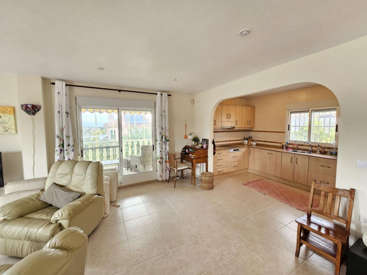 Villa in Benijofar, Alicante, Spain 4 bedrooms, 175 sq.m. No. 148989