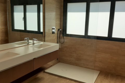 Аренда таухауса в Алкобендас, Мадрид, Испания 5 спален, 350м2 №164547 - фото 20