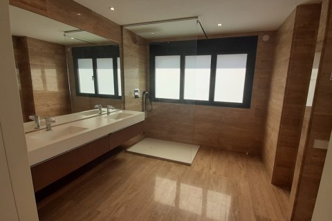 Аренда таухауса в Алкобендас, Мадрид, Испания 5 спален, 350м2 №164547 - фото 21