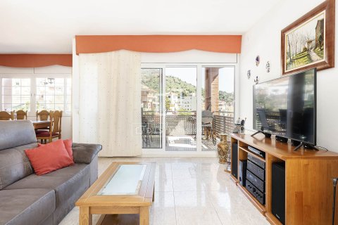 Villa à vendre à Barcelona, Espagne, 6 chambres, 367 m2 No. 150718 - photo 2