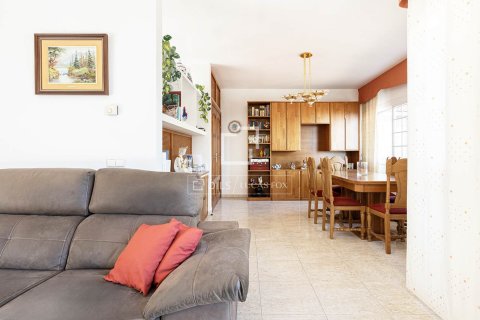 Villa à vendre à Barcelona, Espagne, 6 chambres, 367 m2 No. 150718 - photo 5