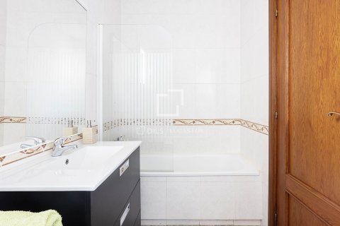 Villa à vendre à Barcelona, Espagne, 6 chambres, 367 m2 No. 150718 - photo 28