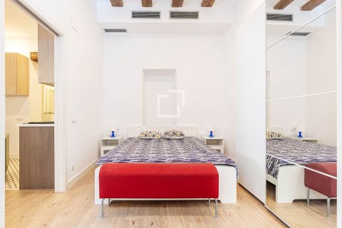 Apartment for sale in Barcelona, Spain 1 bedroom, 75 sq.m. No. 150713 - photo 15