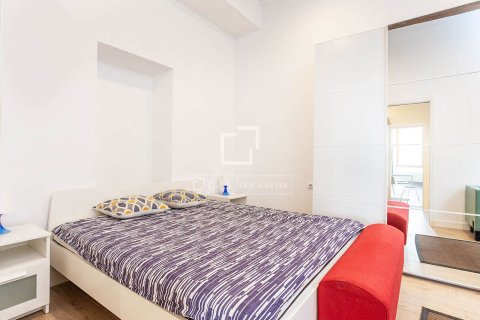 Apartment for sale in Barcelona, Spain 1 bedroom, 75 sq.m. No. 150713 - photo 14