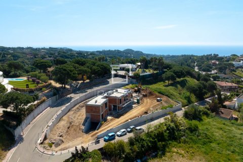 Villa for sale in Sant Andreu de Llavaneres, Barcelona, Spain 7 bedrooms, 800 sq.m. No. 150714 - photo 19