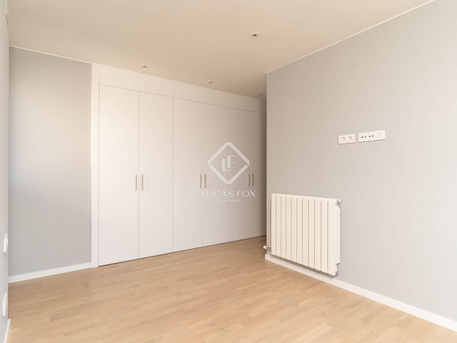 Appartamento a Barcelona, Spagna 3 camere da letto, 99 mq. N° 150716