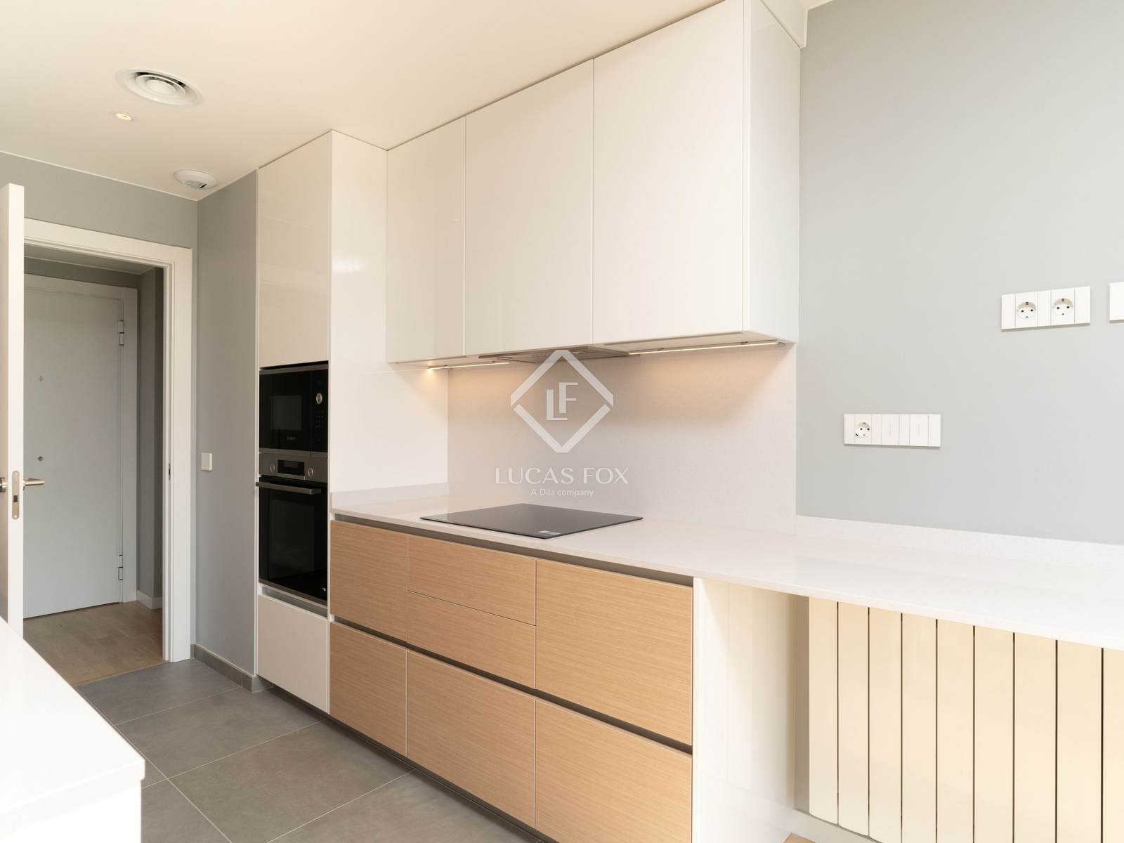 Appartamento a Barcelona, Spagna 3 camere da letto, 99 mq. N° 150716