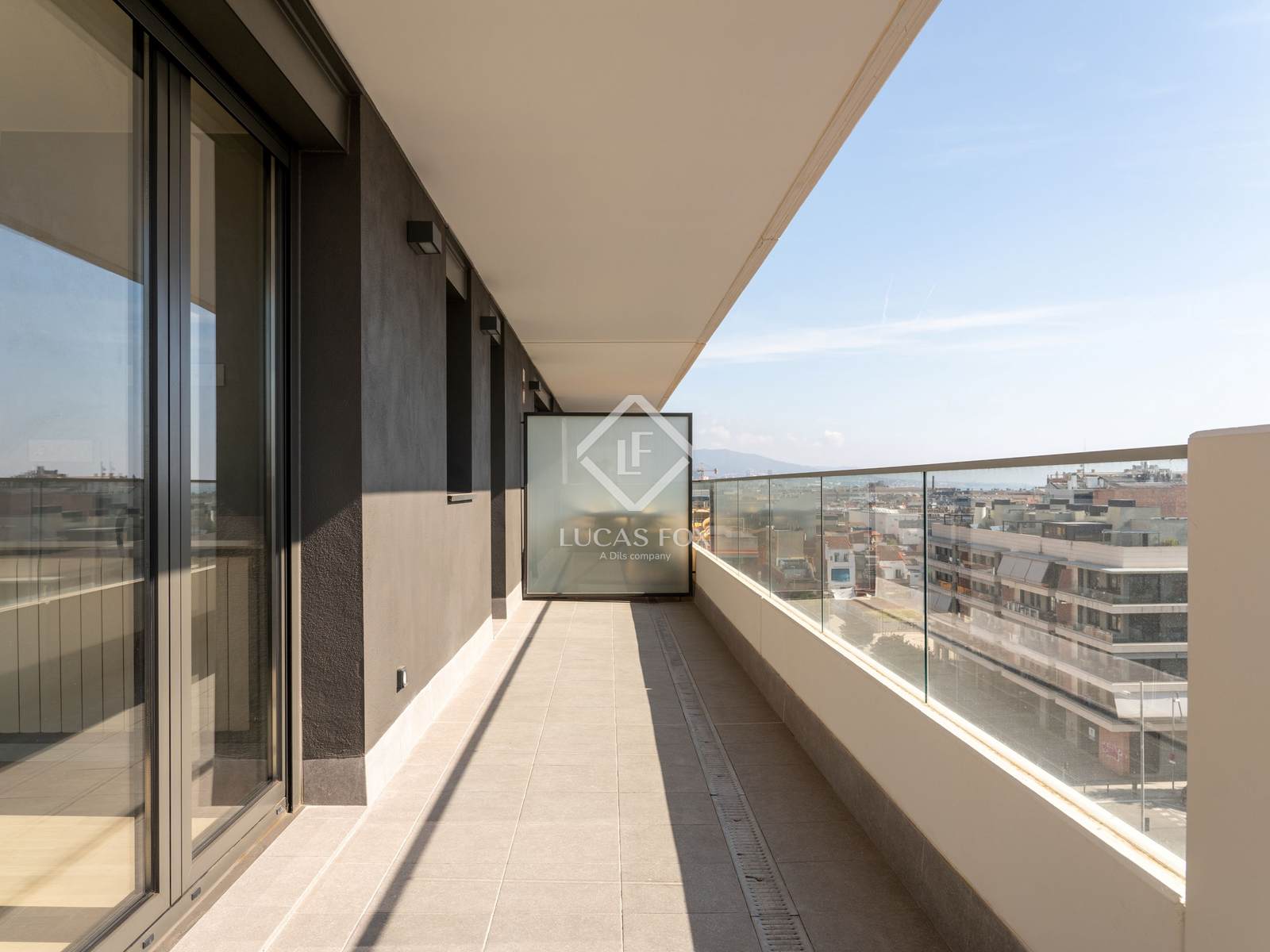 Appartamento a Barcelona, Spagna 3 camere da letto, 99 mq. N° 150716