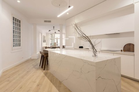 Apartamento en venta en Barcelona, España 3 dormitorios, 156 m2 No. 150719 - foto 17