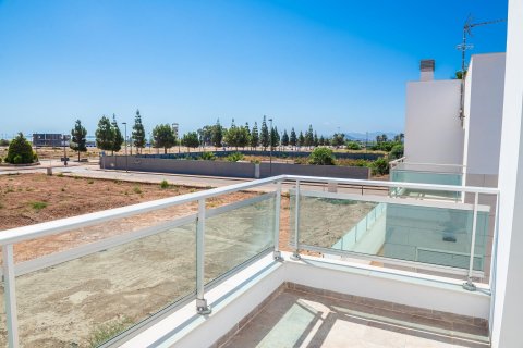 Продажа виллы Лос-Алькасарес, Мурсия, Испания 3 спальни, 106м2 №114404 - фото 30