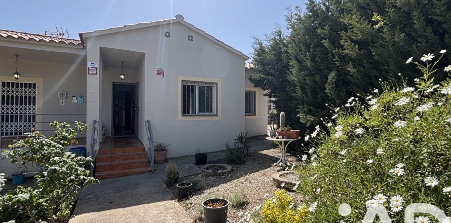 Casa a El Montmell, Tarragona, Spagna 3 camere da letto, 170 mq. N° 172630