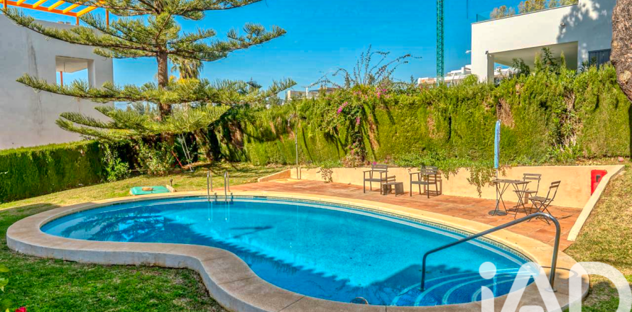 Villetta a schiera a Marbella, Malaga, Spagna 3 camere da letto, 148 mq. N° 172635