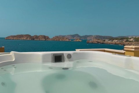 Apartament w Nova Santa Ponsa, Mallorca, Hiszpania 2 sypialnie, 97 mkw. nr 147379 – zdjęcie 2