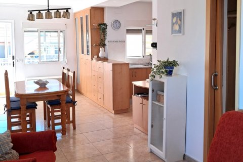 Radhus till salu i Santa Pola, Alicante, Spanien 3 sovrum, 84 kvm. Nr. 172188 - foto 5