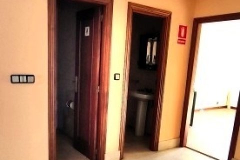 Commercial property for sale in Santovenia de la Valdoncina, Leon, Spain 1840 sq.m. No. 172288 - photo 4