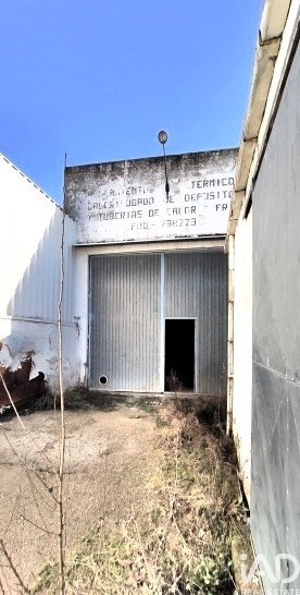 Commercial property à Santovenia de la Valdoncina, Leon, Espagne 1840 m2 No. 172288