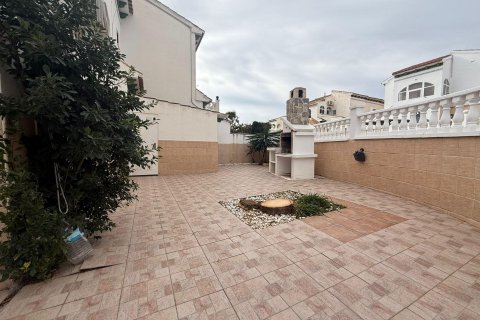 Huvila myytävänä Torrevieja, Alicante, Espanja, 2 makuuhuonetta, 85 m2 No. 150138 - kuva 4